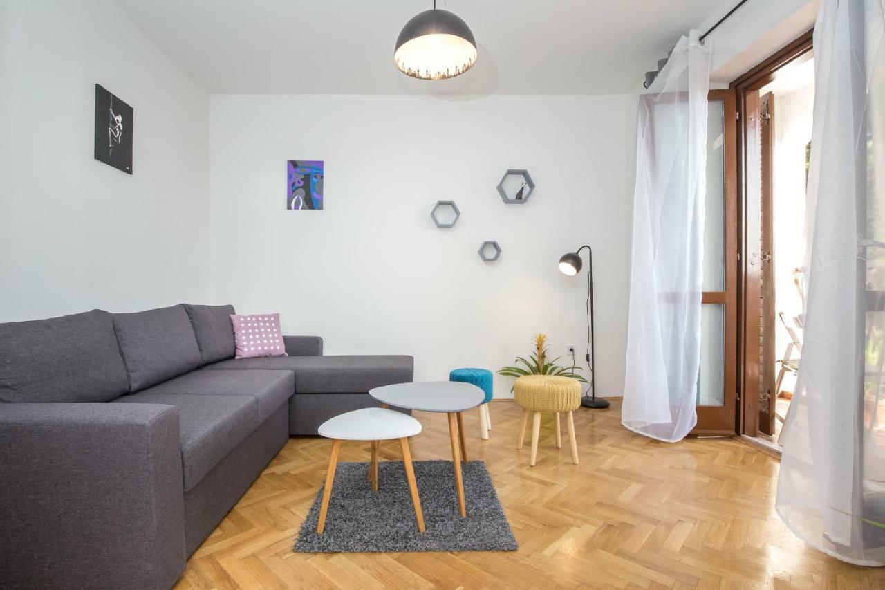 Apartman Sesna Bol Zewnętrze zdjęcie