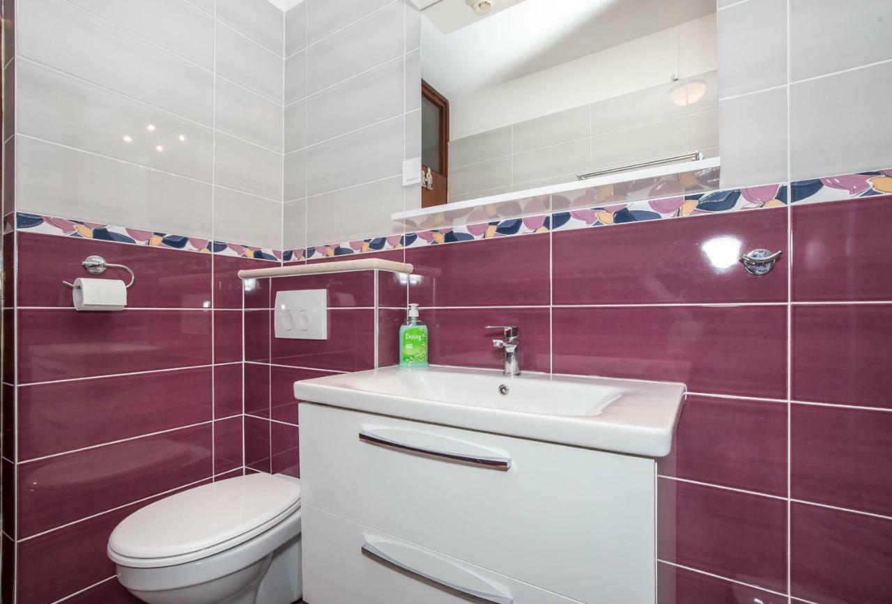 Apartman Sesna Bol Zewnętrze zdjęcie