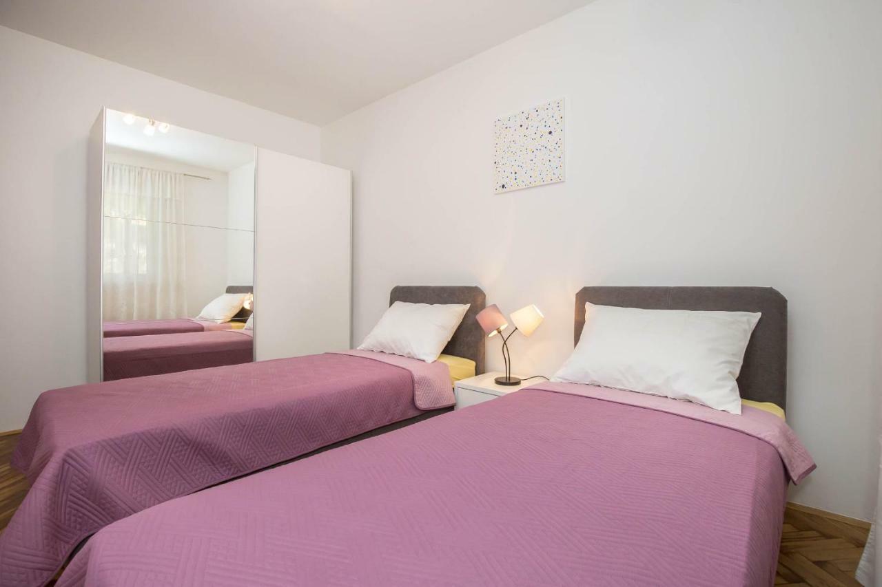 Apartman Sesna Bol Zewnętrze zdjęcie